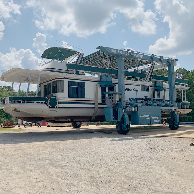 Bay Springs Marina boat lift